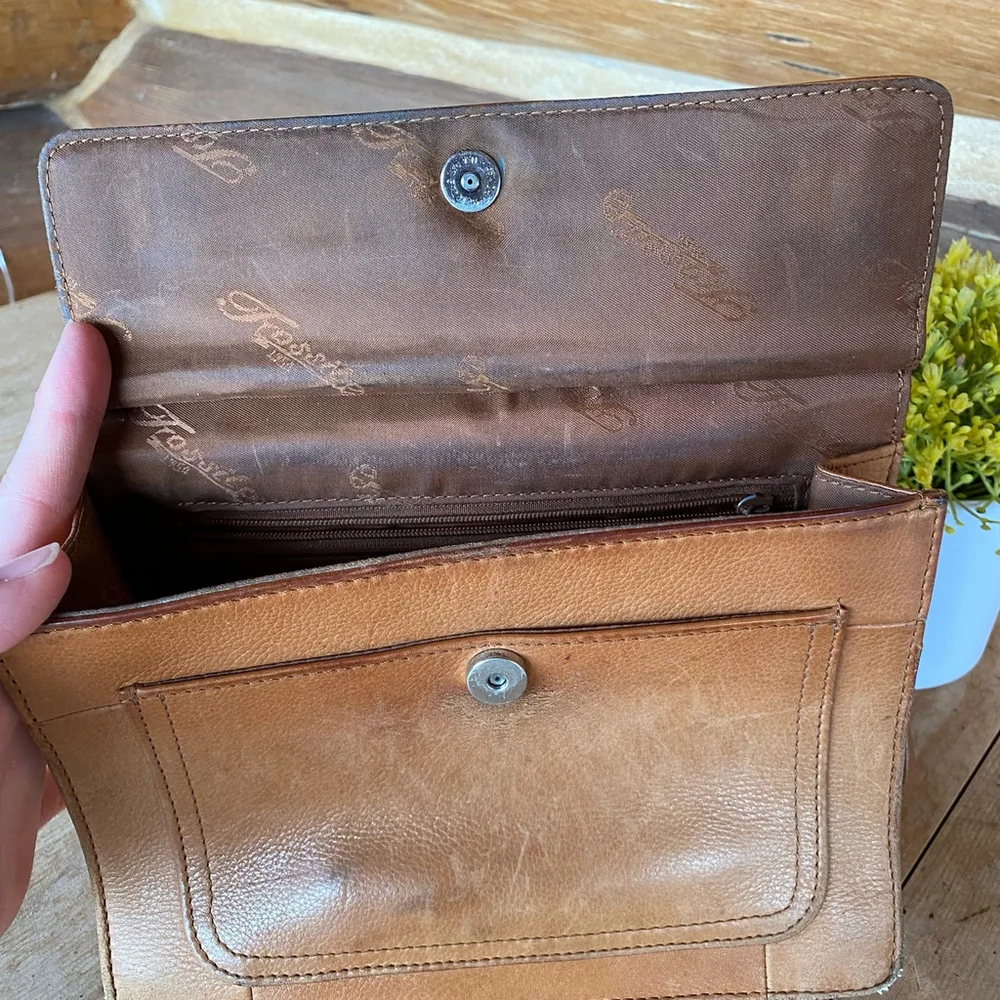 Fossil Vintage Revival Brown Leather Flap Crossbody Bag - Picture 9 of 14